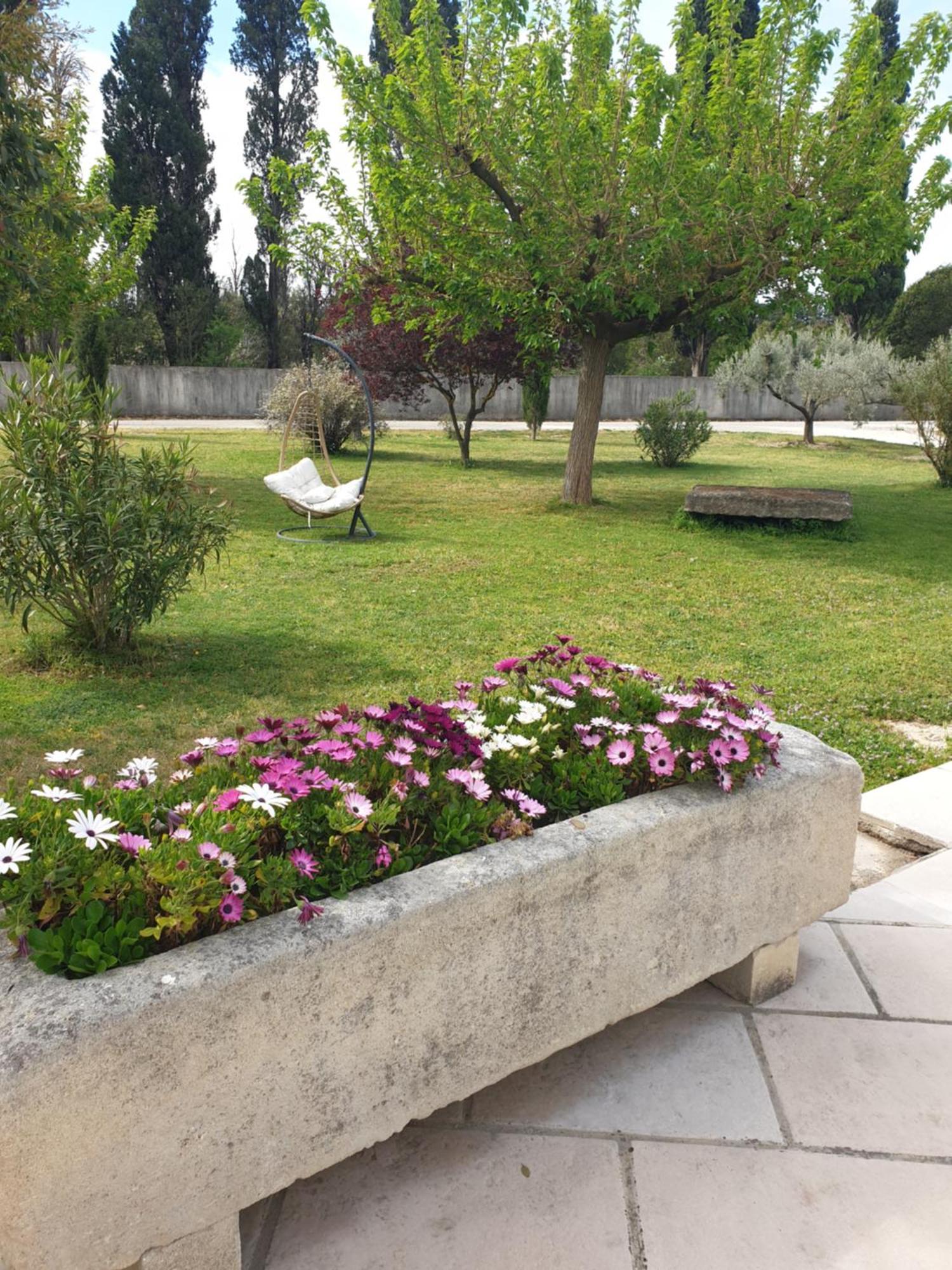 Bed & Breakfast La Bastide Des Oliviers Châteaurenard
